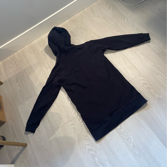 Aritzia The Group Babaton Zadie Hoodie Black size Small - Picture 15 of 16